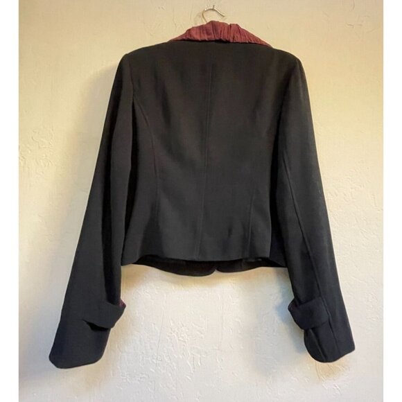 Anne Giorgio Women's Black with Ruffle Collar Crop Blazer Jacket Size Small - Picture 2 of 7